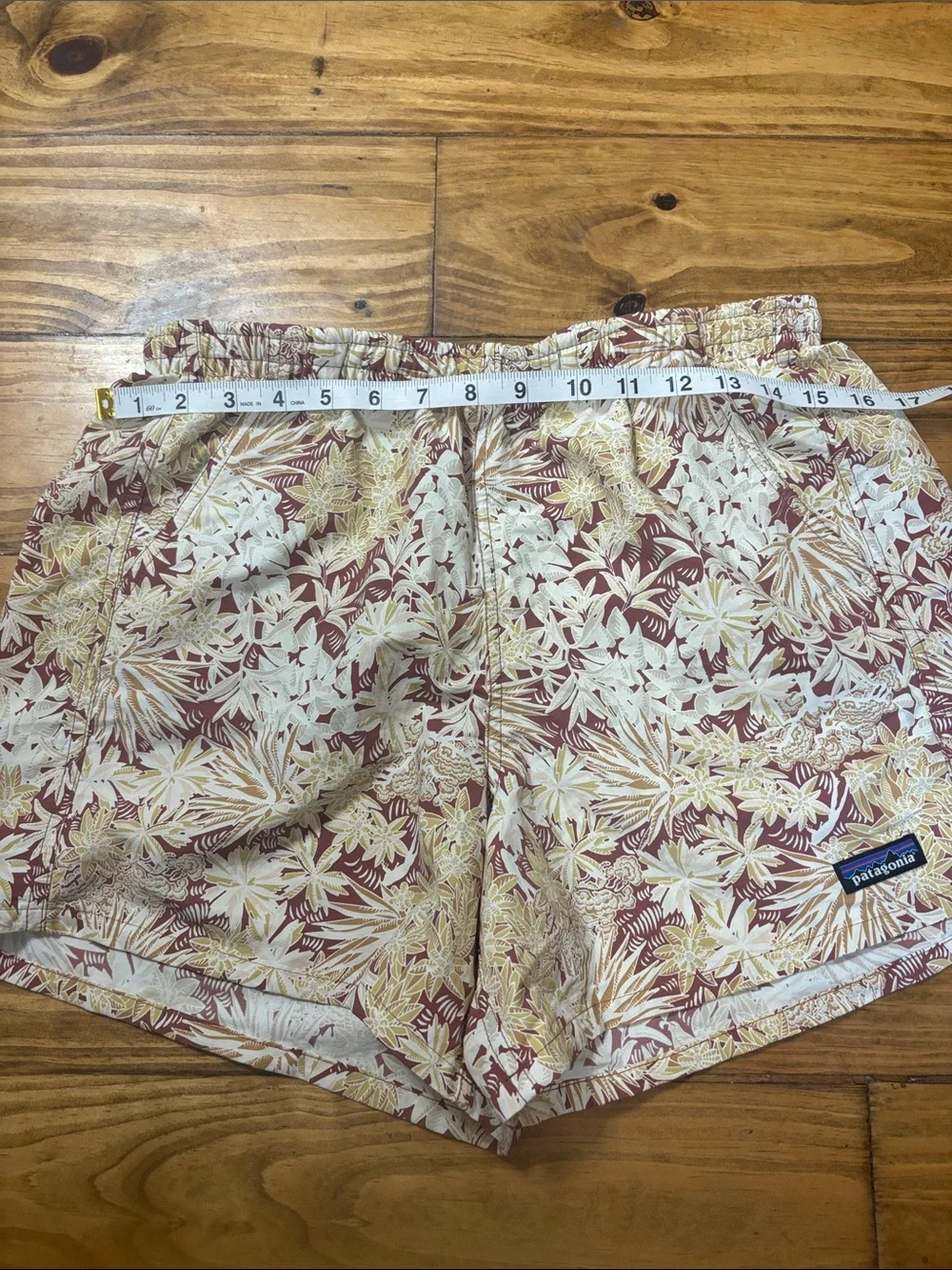 Patagonia women’s baggies